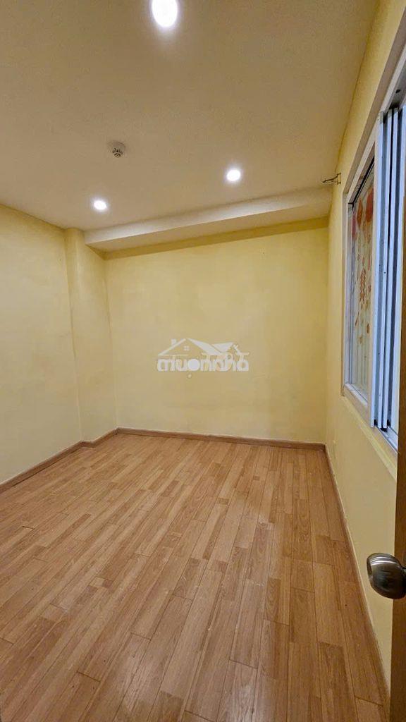 Cần cho thuê căn hộ starlight  q6