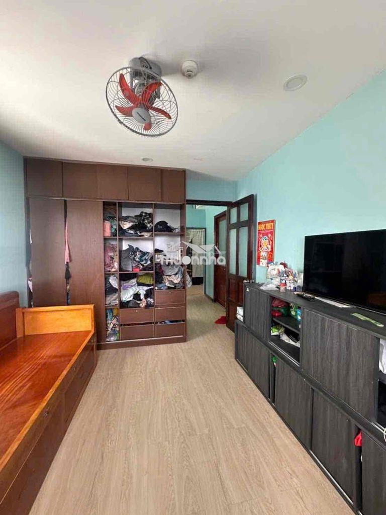 2.95tỷ. 81m2, 3pn, thang máy- c.cư imperial place sát tên lửa - Ảnh 4