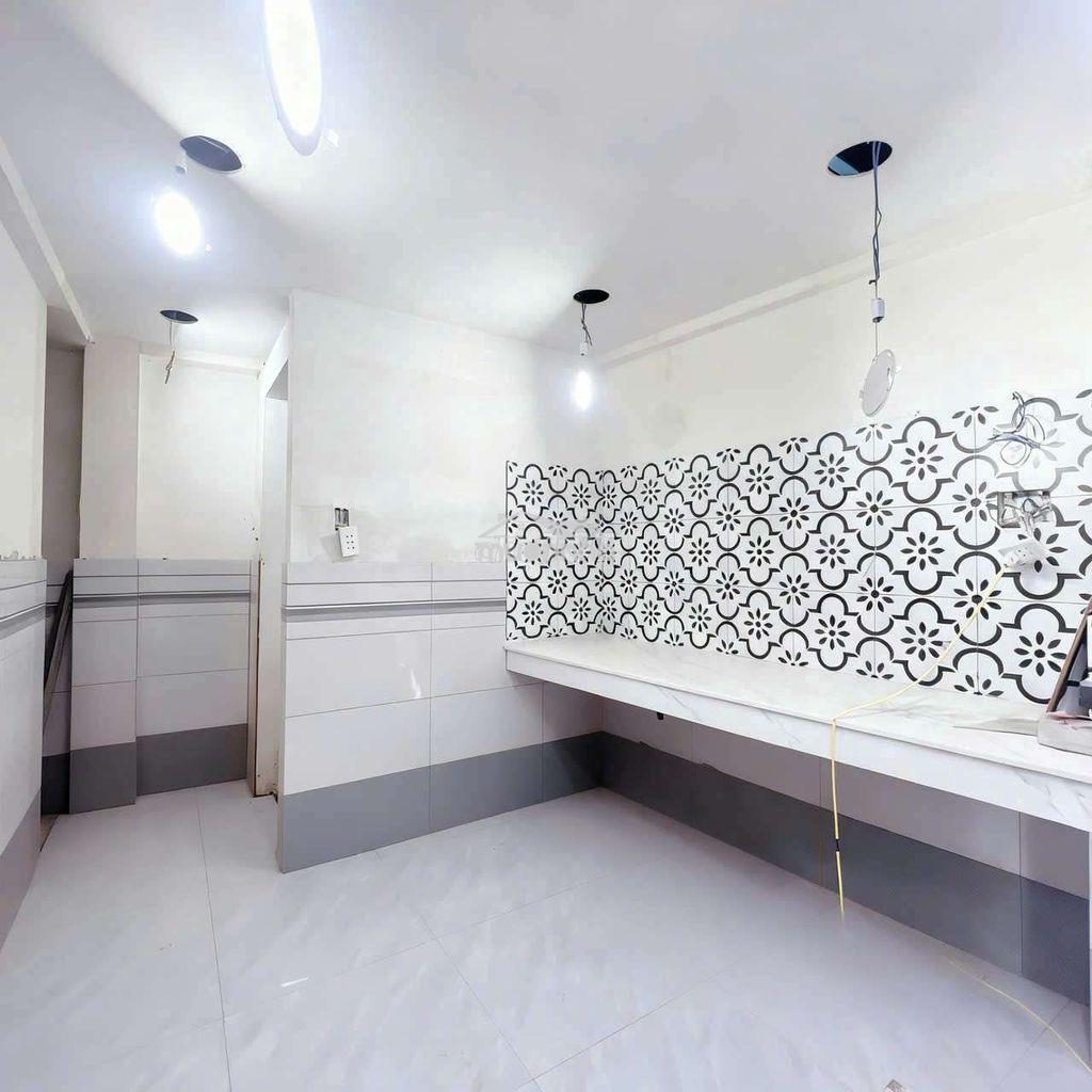 Cho thuê nhà nguyên căn hẻm đường hoàng diệu, quận 4 - Ảnh 4