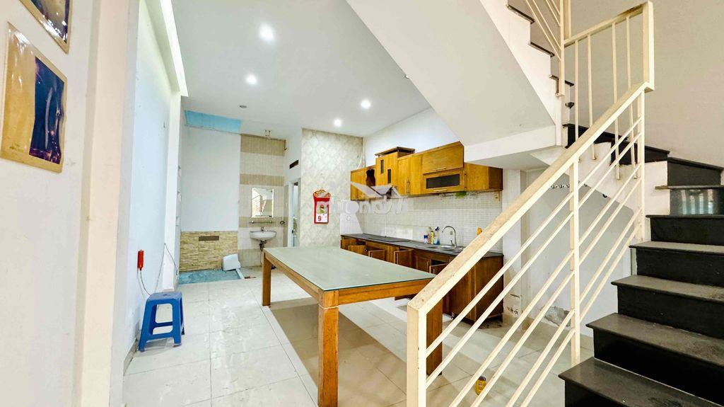 Cho thuê nhà hẻm 83 thoại ngọc hầu, 4x15m, 2 lầu, giá 15.5 triệu - Ảnh 2