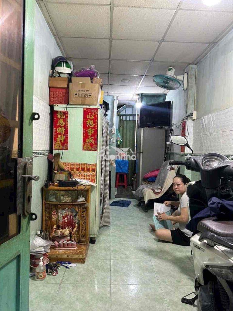 Cho thuê nhà nguyên căn lạc long quân q11 trệt 2 lầu sát mt giá 5 tr - Ảnh 2