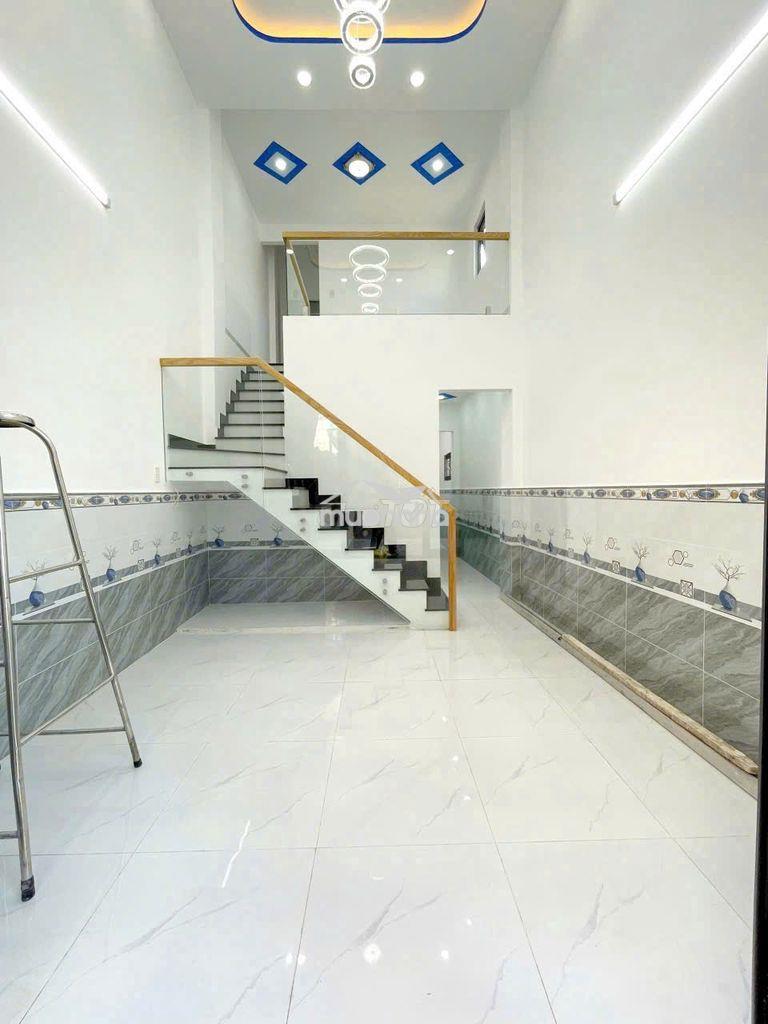 Nhà đang trống, cho thuê, 2pn, 14tr/th. đ/c:trần khắc trân, cầu kiệu