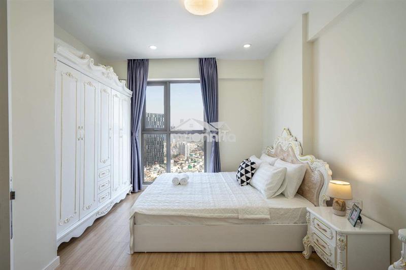 Bán căn hộ 3 phòng ngủ nội thất siêu xinh