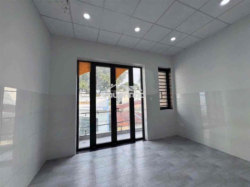 Cho thuê mtkd ngay đại học công thương, 4x14m, 1 lầu