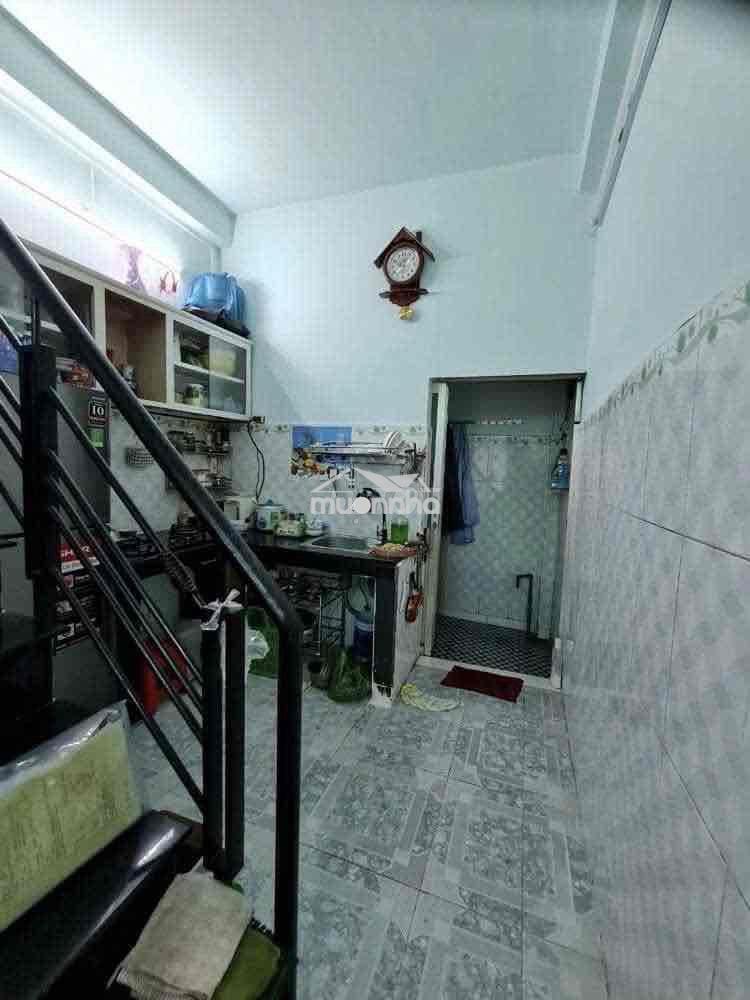 Nhà cho thuê nguyên căn 2pn 7triệu gần aeon tân phú